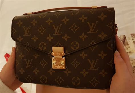 da cosa si riconosce una louis vuitton originale|louis vuitton sito ufficiale italia.